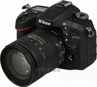 D7100